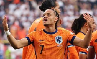 巴萨密会德甲新星经纪人 今夏重点补强左路