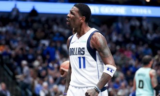 独行侠此前希望3年1.2亿续约欧文 但现在情况变了