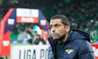 穆帅归来：切尔西的欧冠梦与本菲卡的挑战