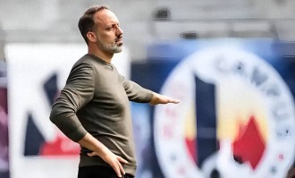 45岁的他成中超本土名帅翘楚黑马，曾在德甲效力多年，值得期待