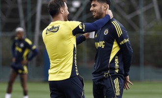 4场就下课？曝费内巴切再次换帅，穆里尼奥接班人2周拿走400万欧